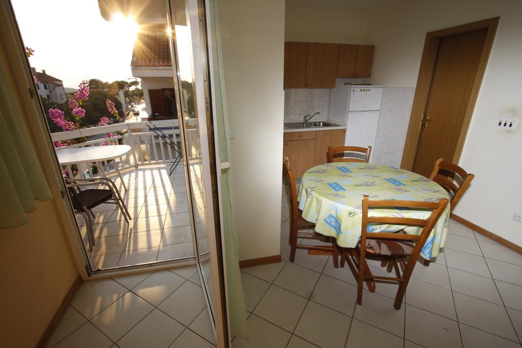 Lidus 3* Makarska