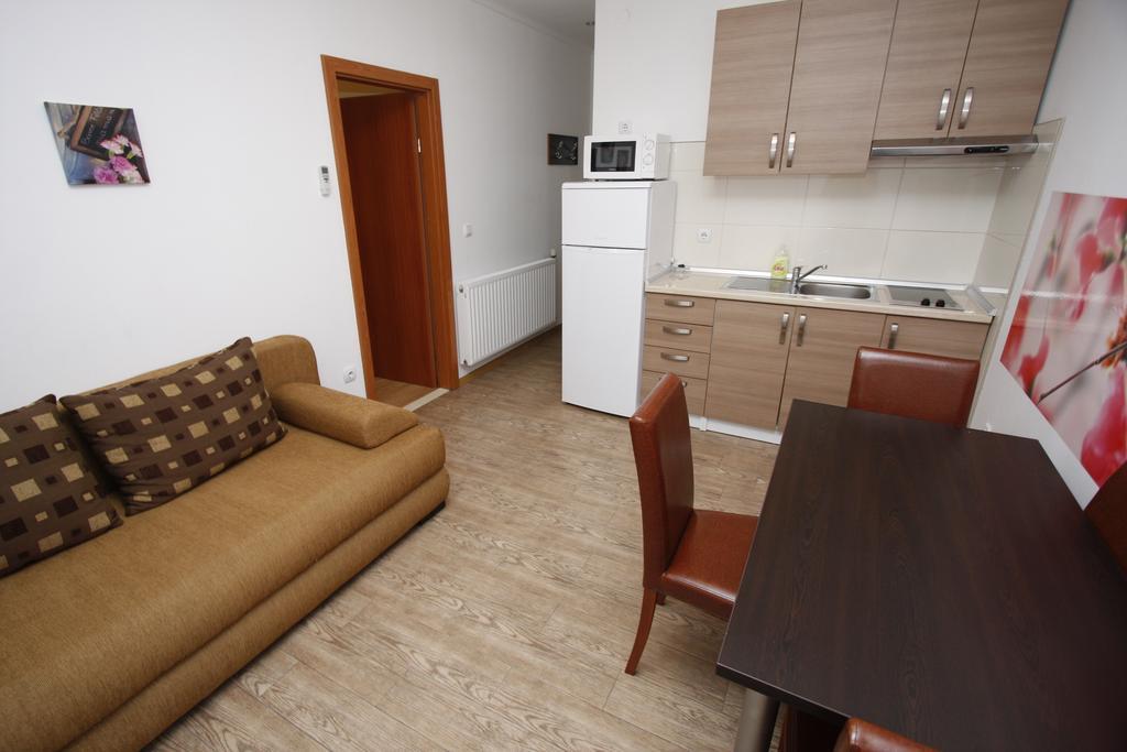 Guest house Lidus 3*